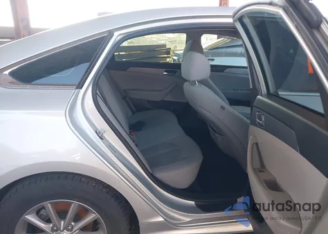 2019 Hyundai Sonata Se из США, поврежденный, VIN 5NPE24AF2KH792376